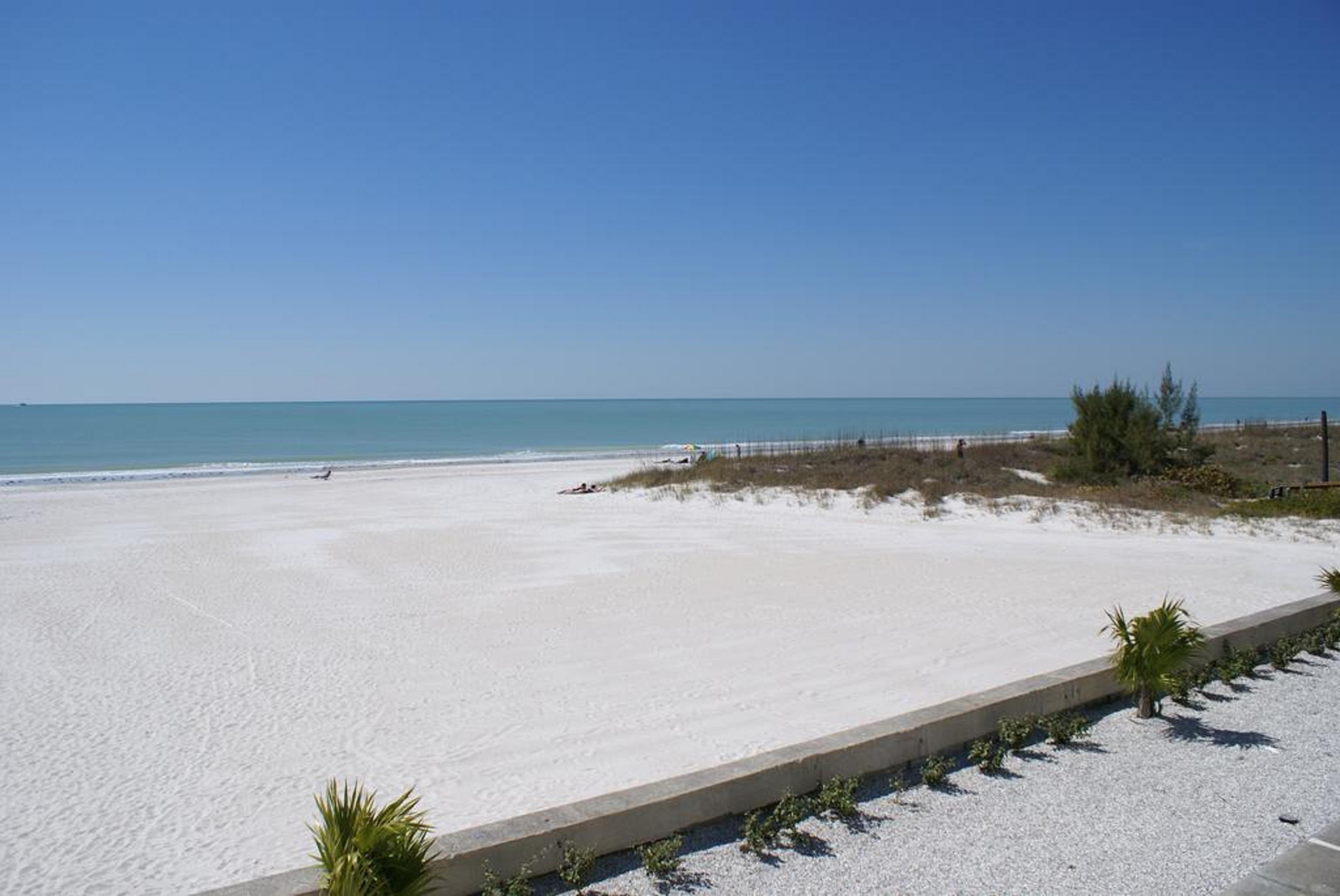 Barefoot Beach Club St. Pete Beach Eksteriør billede