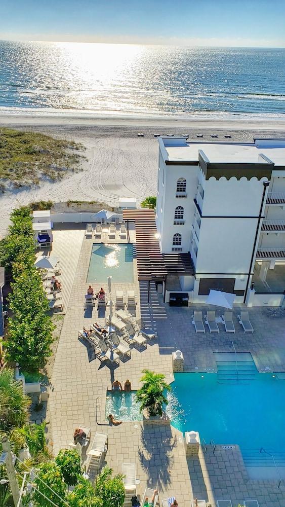 Barefoot Beach Club St. Pete Beach Eksteriør billede