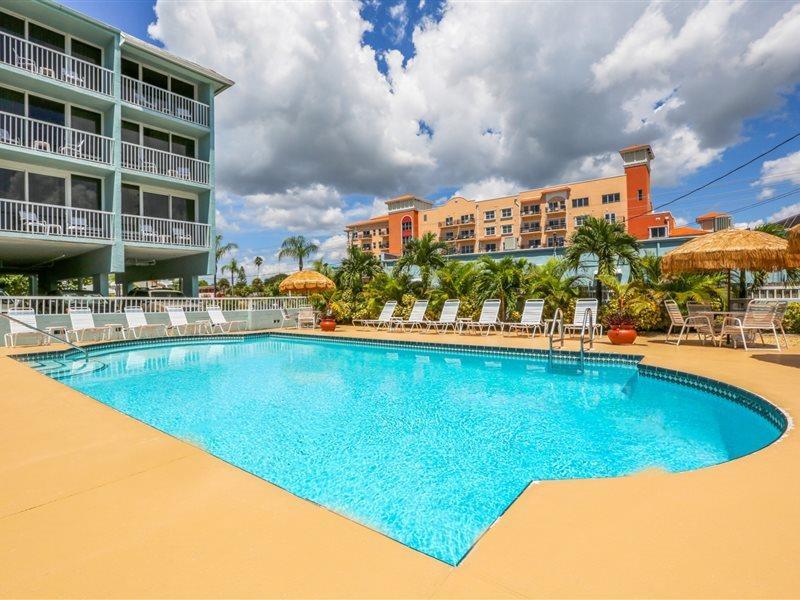 Barefoot Beach Club St. Pete Beach Eksteriør billede