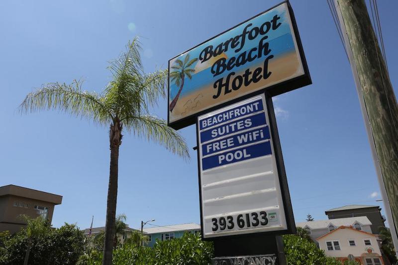 Barefoot Beach Club St. Pete Beach Eksteriør billede